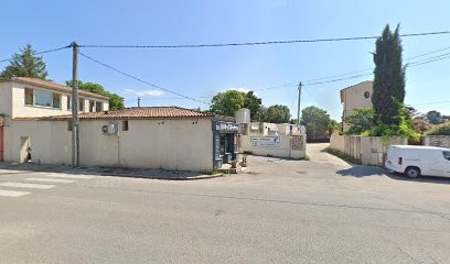 Amblard Stella, Toiletteur pour Animaux à Uzès