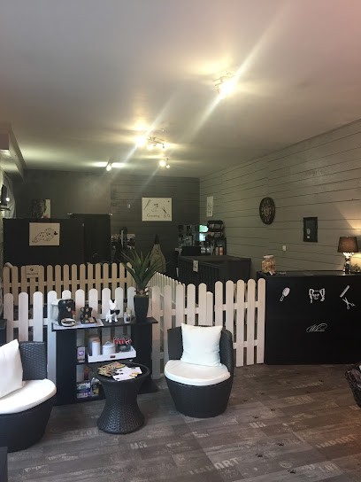 Dog Story, Toiletteur pour Animaux à Sainte-Foy-la-Grande