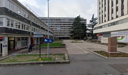 Jullieron Raymonde, Toiletteur pour Animaux à Sarcelles