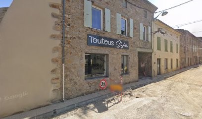 Salon De Toilettage Pour Chien, Toiletteur pour Animaux à Peaugres